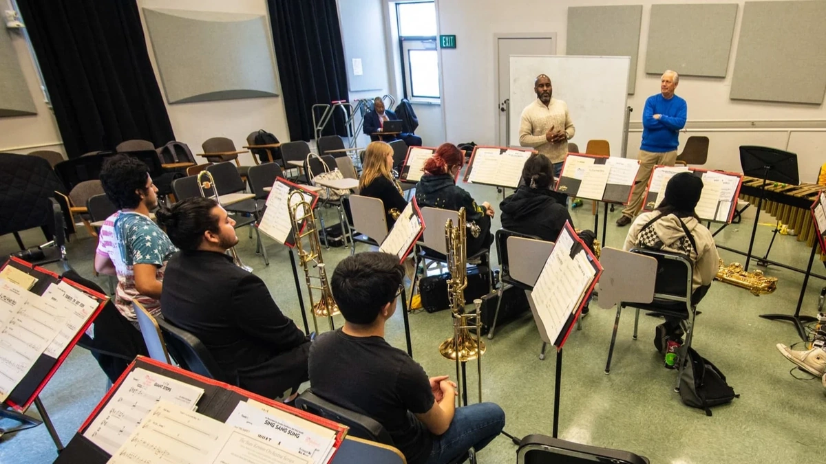 The Symphony of Synergy | Why Cooperation Matters